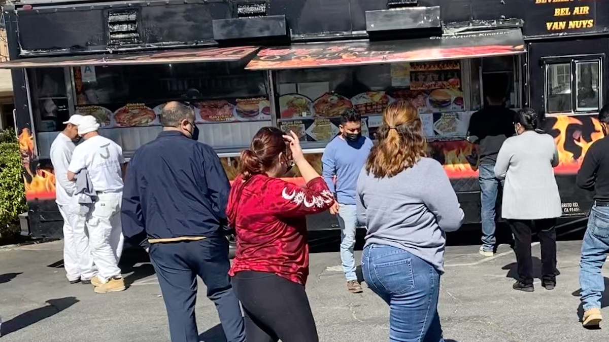 Arturo's BBQ. It's what's for lonche.